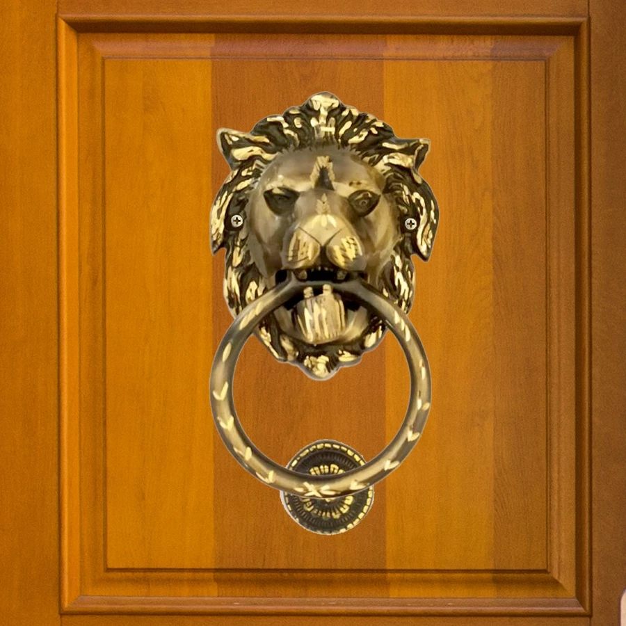 Medium Lion Brass Door Knocker