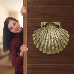 4" Sea Shell Door Knocker | Cast Iron Shell Door Knocker | Scallop Shall Door Knocker | Beach cottage Scellop Shell Door Knocker | Brass Antique Shell Door Knocker
