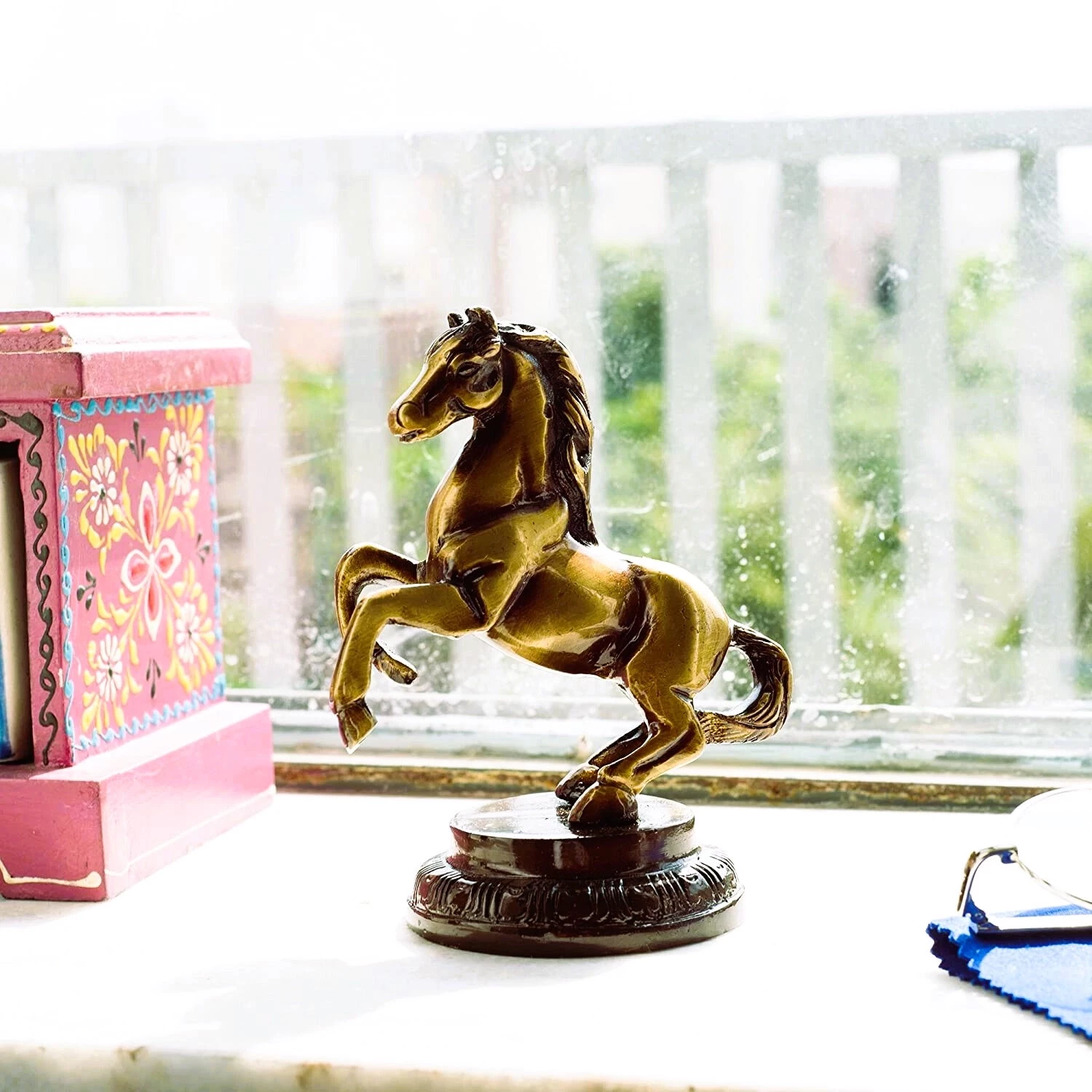 ADVANZO Brass Horse Tableware Showpiece | Uplifted Legs Statue for Modern Home & Office Interiors |