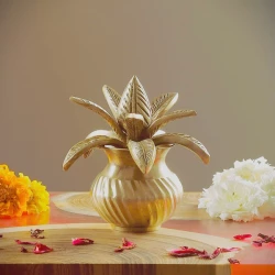 5 Inches Brass Mangal Kalash with Coconut Showpiece, Kalash for Pooja, Standard, Pack of 1